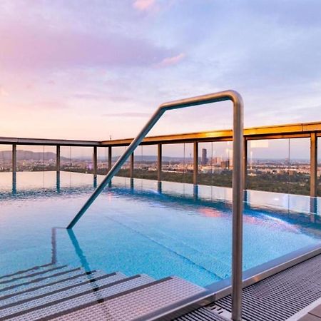 Mca Triiiple I Rooftop Pool I Free Parking I Netflix เวียนนา ภายนอก รูปภาพ