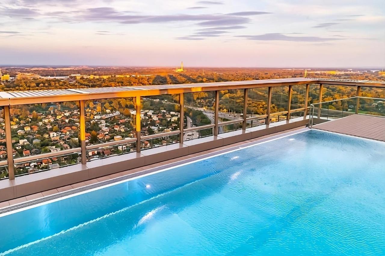 Mca Triiiple I Rooftop Pool I Free Parking I Netflix เวียนนา ภายนอก รูปภาพ